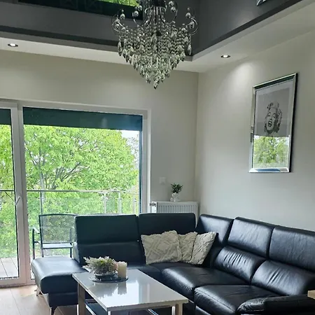 Na Kolarskiej 아파트